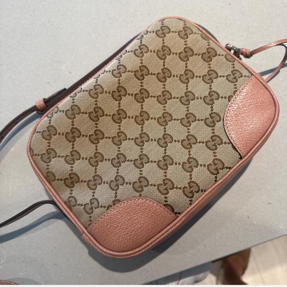 Gucci GG canvas Bree Crossbody camera bag - Picture 6 of 8